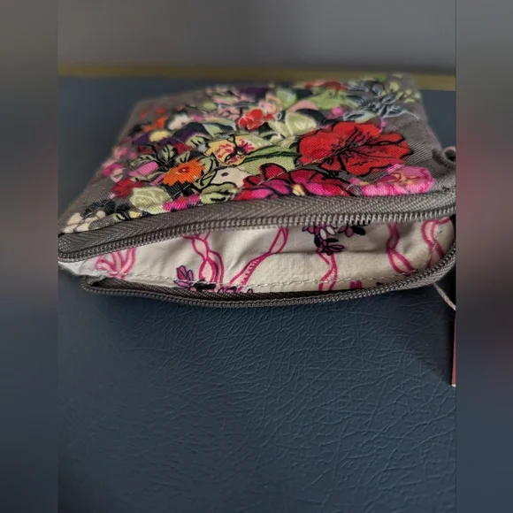 Vera Bradley Gray Quilted Floral Zip Coin Pouch - Picture 3 of 3